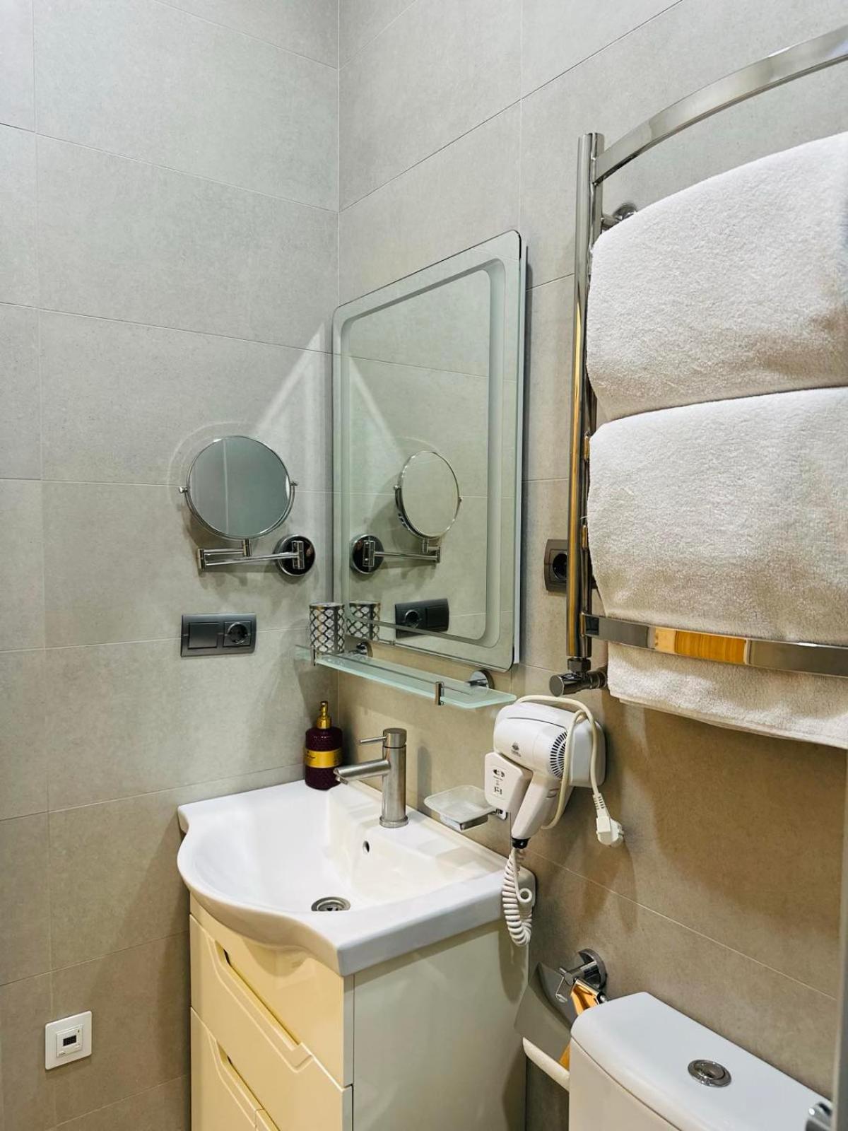 Apartment Forum, Центр Lviv Eksteriør bilde